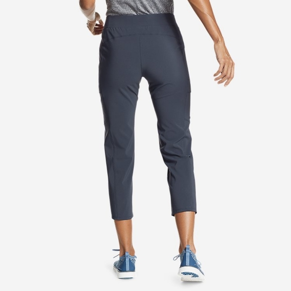Eddie Bauer women's Incline utility capris, size 4p - Picture 2 of 5